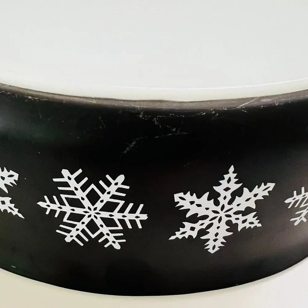 PYREX Black White Snowflake 045 Casserole Dish 2 1/2 Qt